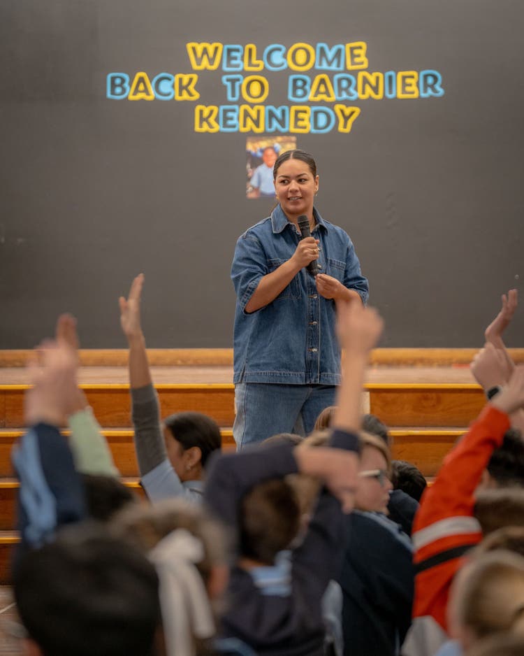 Kennedy Cherington talking to students